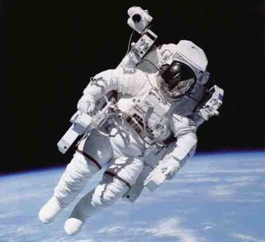 astronaut astronaut