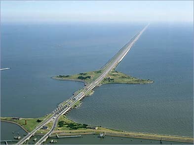 afsluitdijk